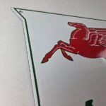 Vintage Mobil Metro Sign – Porcelain Metro Gasoline Pegasus Gas Pump Sign - Image 5