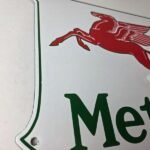 Vintage Mobil Metro Sign – Porcelain Metro Gasoline Pegasus Gas Pump Sign - Image 6