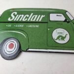 Vintage Sinclair Gasoline Sign – Gas Motor Oil Service Truck Pump Porcelain Sign - Image 3