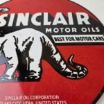 Vintage Sinclair Gasoline Sign – Motor Oils For Cars Gas Pump Porcelain Sign - Image 4
