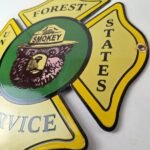 Vintage United States Forest Service Sign – Smokey Bear Porcelain Gas Pump Sign - Image 13